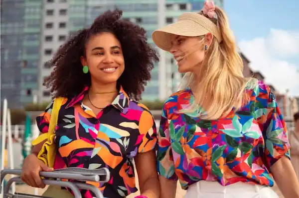 embracing-bold-colors-and-bright-colors