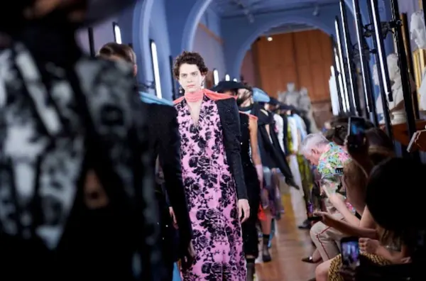 erdem-catwalk