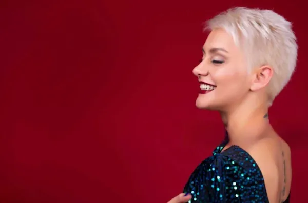 pixie-cut-with-a-twist