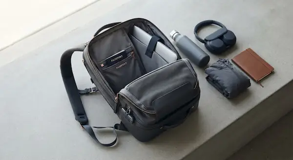 smart-shopping-tips-for-travel-gear