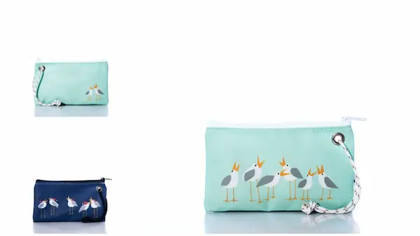 wharf-gulls-wristlet.webp